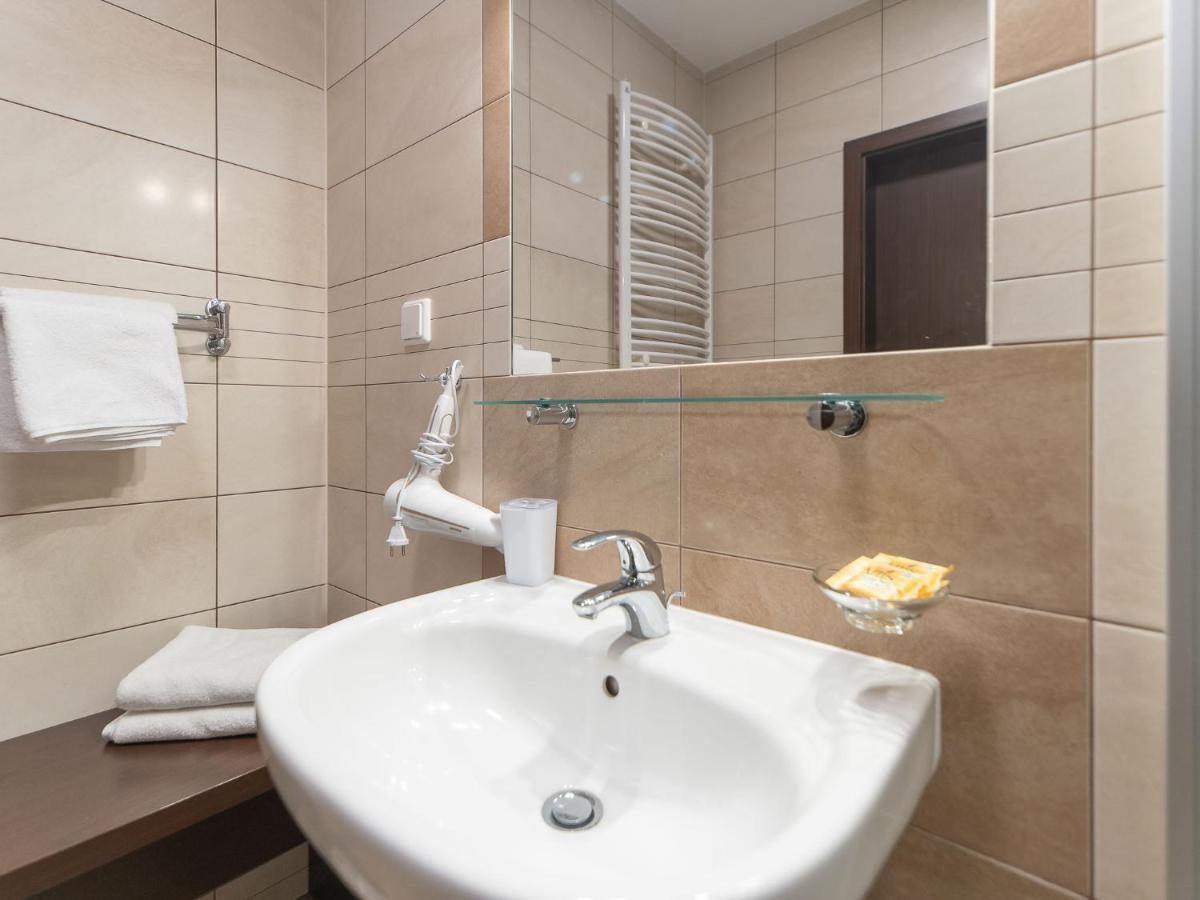 Aquabaltic Apartments Aquarius 科沃布热格 外观 照片